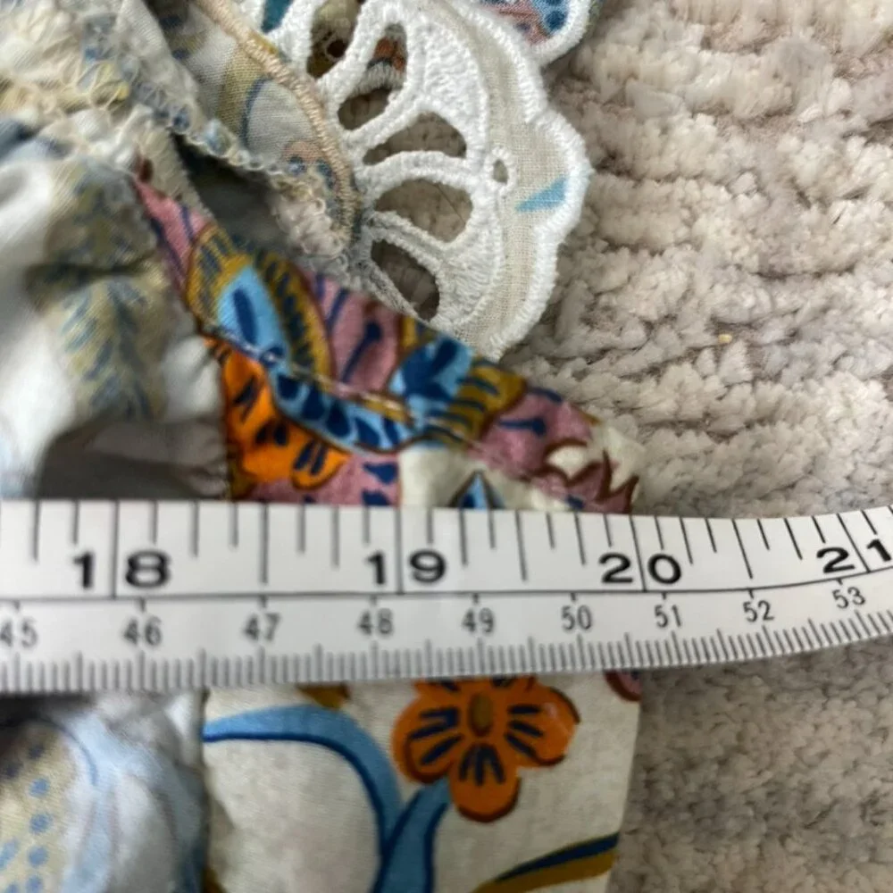 Love the Label Hazel Top, Cheyna Ivory Print Size Small - Picture 6 of 9